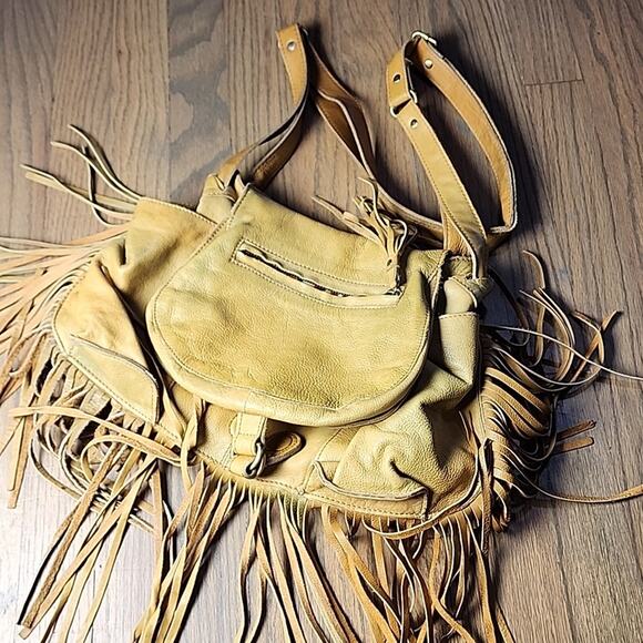 Boho Chic Fringed Leather Shoulder Bag - Picture 1 of 10